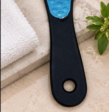 Foot Scraper 2 Side Plastic Handle