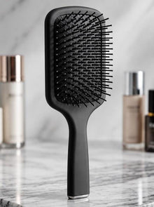 BLACK PADDLE HAIR BRUSH
